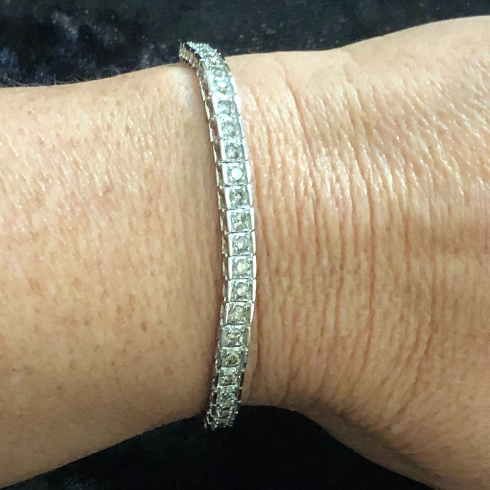 10K Solid White Gold Diamond Tennis Bracelet